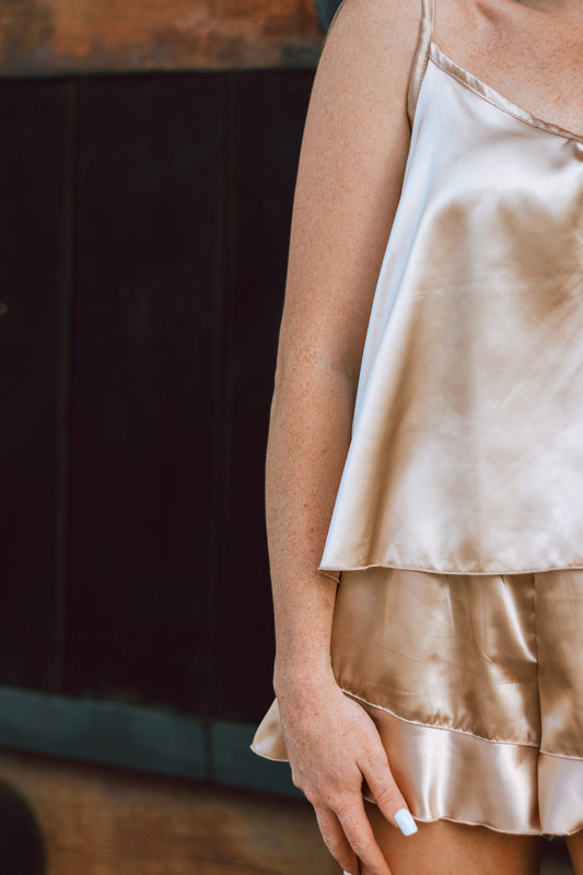 Ruffle Set - Champagne